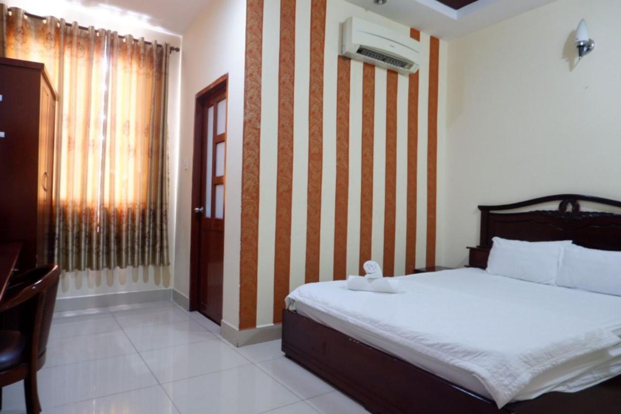 Reddoorz Tuan Viet Hotel Dinh Tien Hoang Ho Si Minh-város Kültér fotó