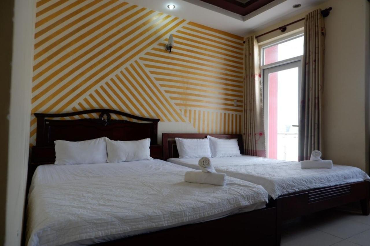 Reddoorz Tuan Viet Hotel Dinh Tien Hoang Ho Si Minh-város Kültér fotó